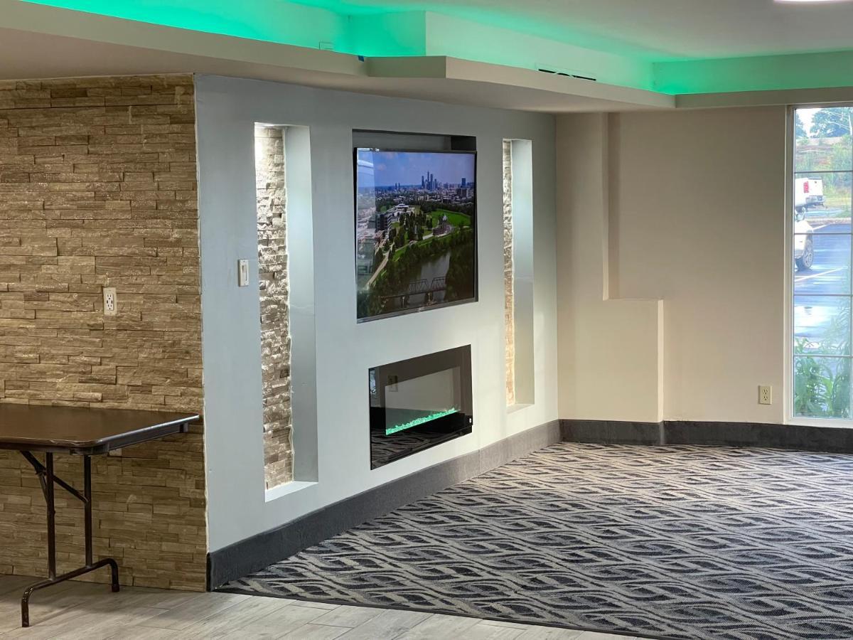 La Quinta Inn By Wyndham Indianapolis Airport Lynhurst Eksteriør billede